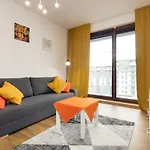 Wola Business Apartment *